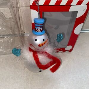 LISA FROST FOR SILVESTRI  2010 CHRISTMAS ORNAMENT‎ Snowman
